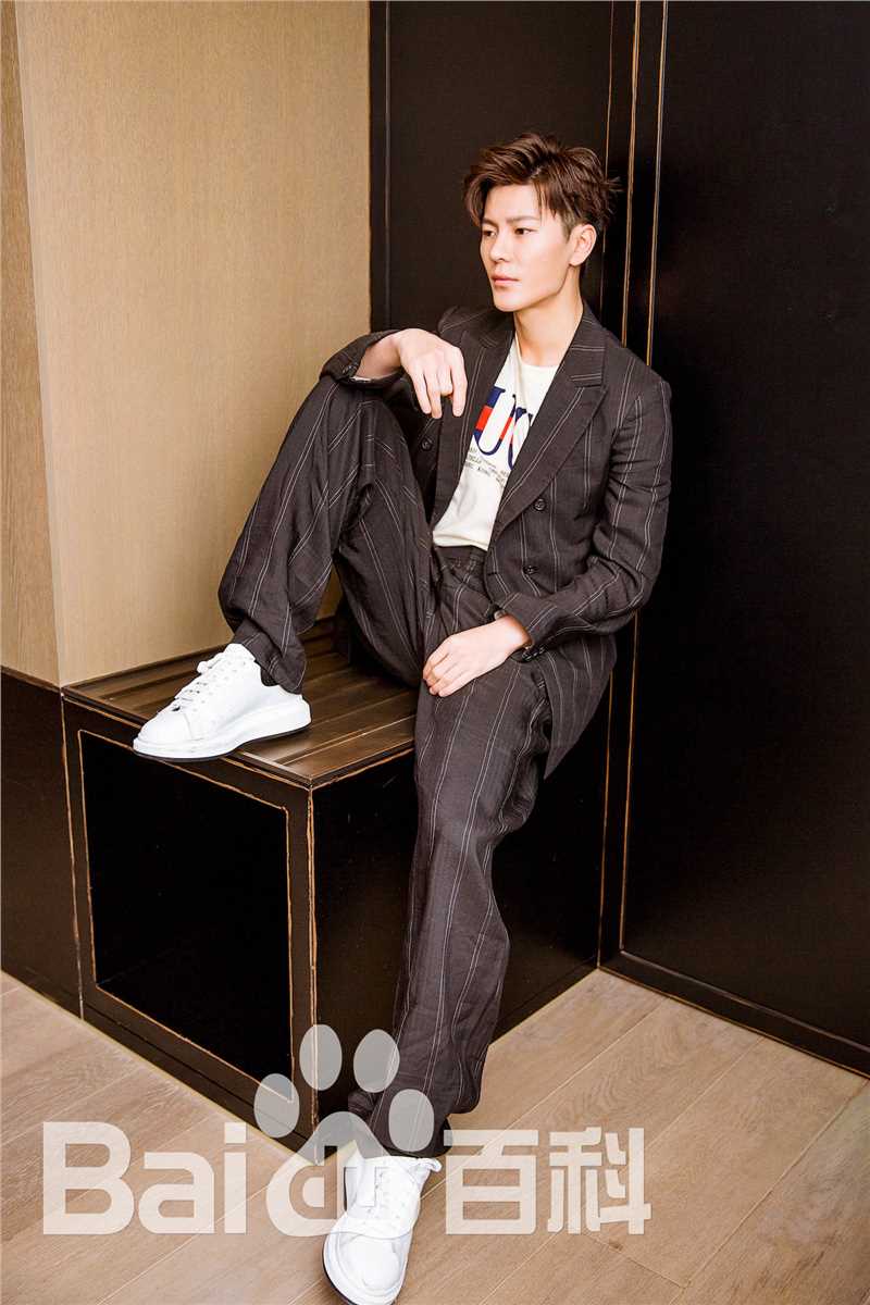 王嘉(Jevon Wang)最新图集壁纸