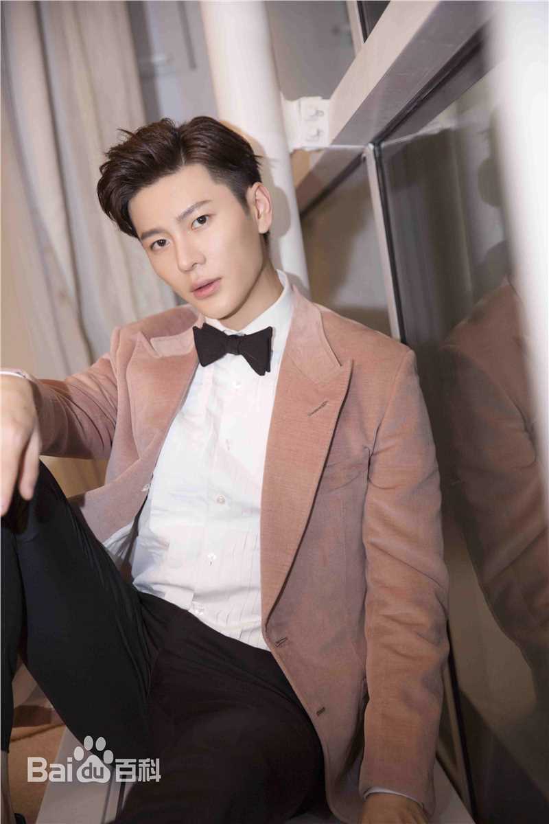 王嘉(Jevon Wang)最新图集壁纸