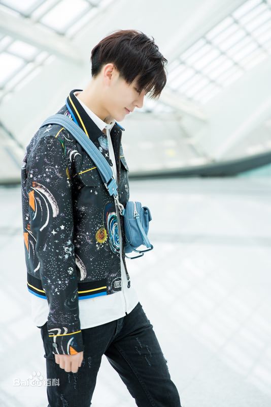 王嘉(Jevon Wang)最新图集壁纸