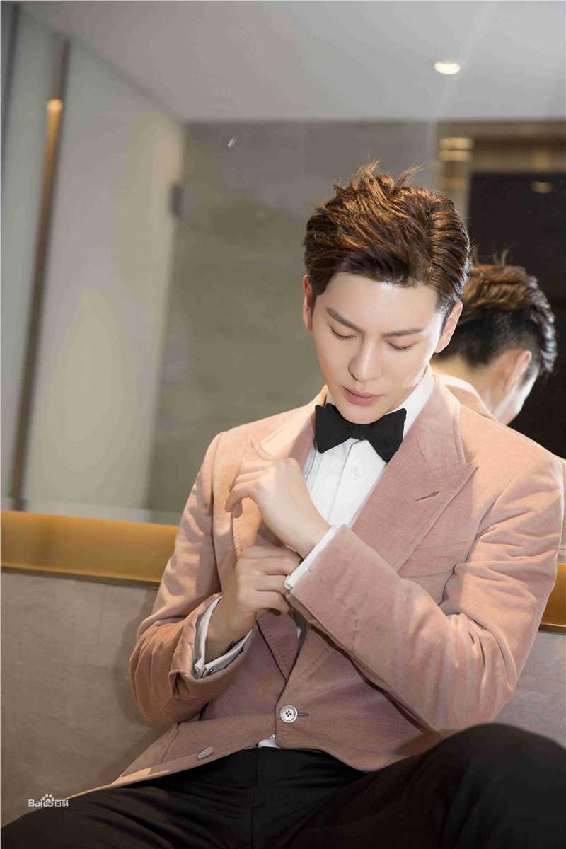 王嘉(Jevon Wang)最新图集壁纸