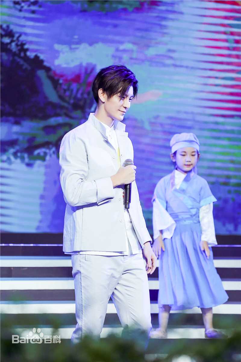 王嘉(Jevon Wang)中国寻根之旅性感图片图集