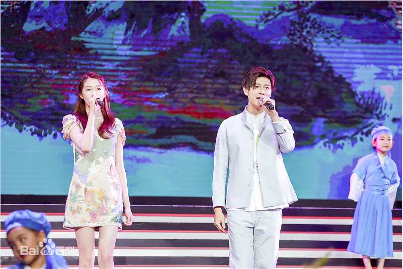 王嘉(Jevon Wang)中国寻根之旅性感图片图集