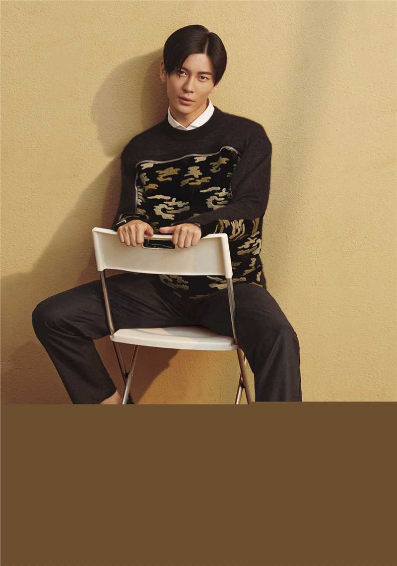 王嘉(Jevon Wang)风度men's uno素颜照壁纸