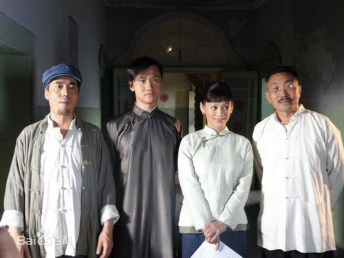 黄志忠2009年《红槐花》最优质剧照