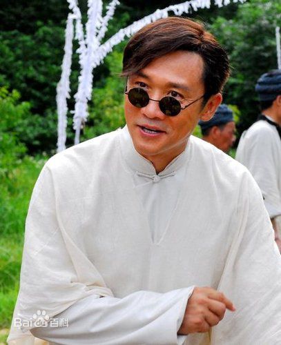 黄志忠2009年《红槐花》最优质剧照