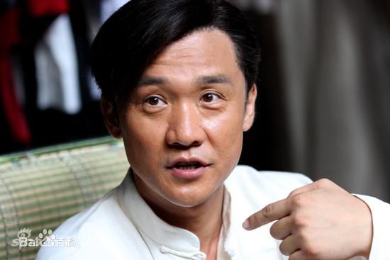 黄志忠2009年《红槐花》最优质剧照