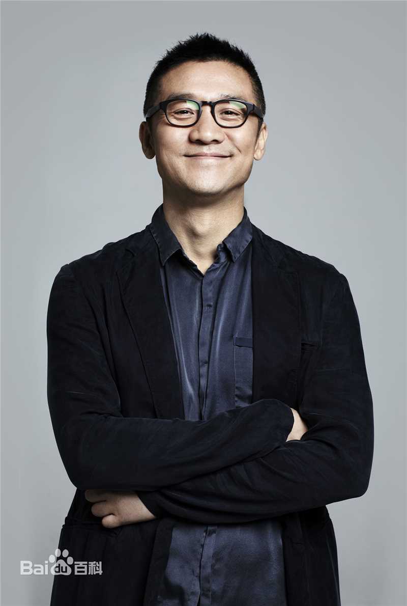 最新黄志忠性感图片