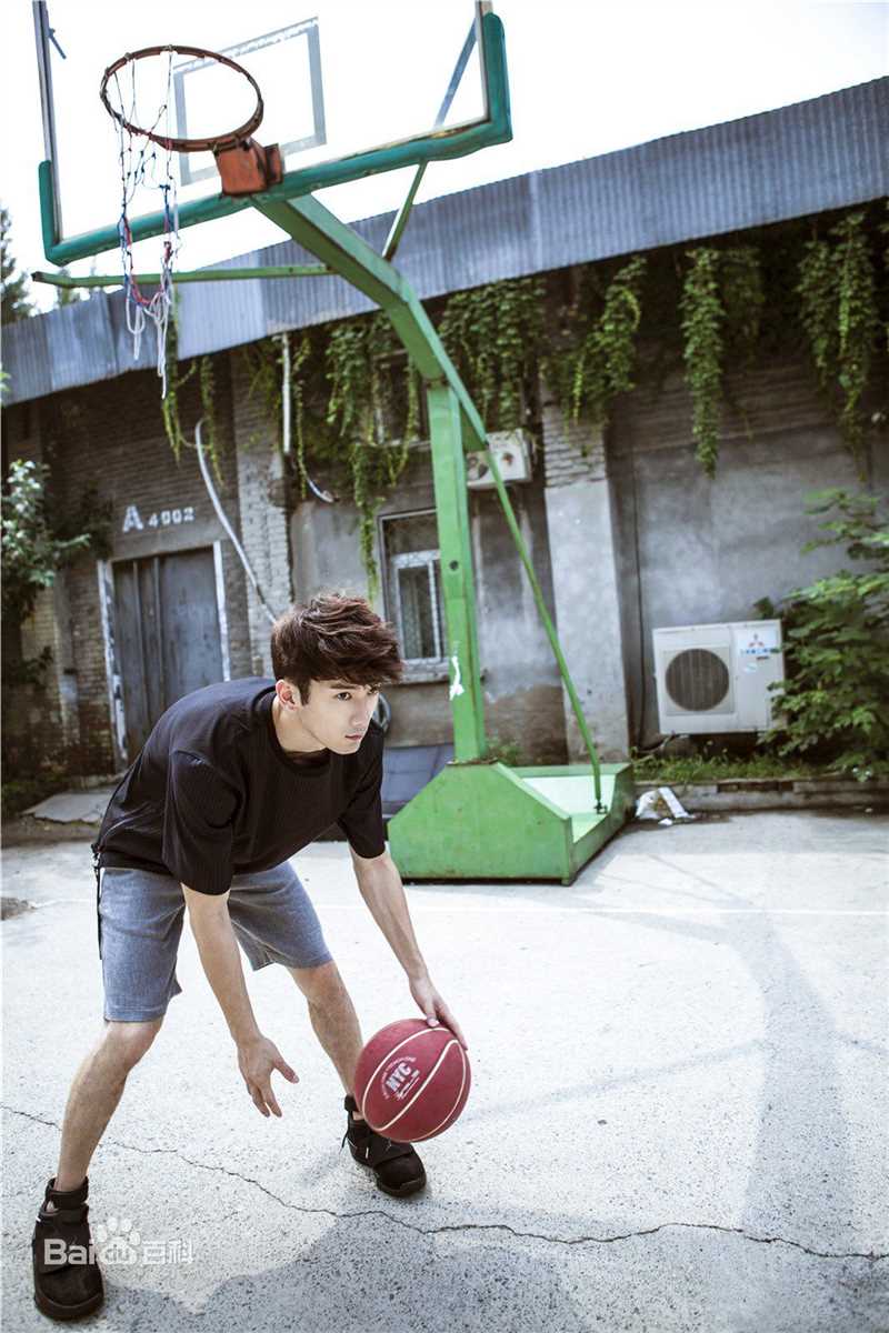 刘芮麟(Wayne)篮球