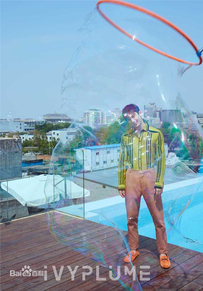 刘芮麟(Wayne)街拍图册