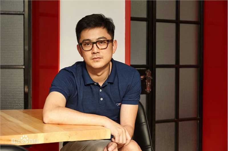 高清陈畅(Chen Chang)在《复合》工作照中的图集