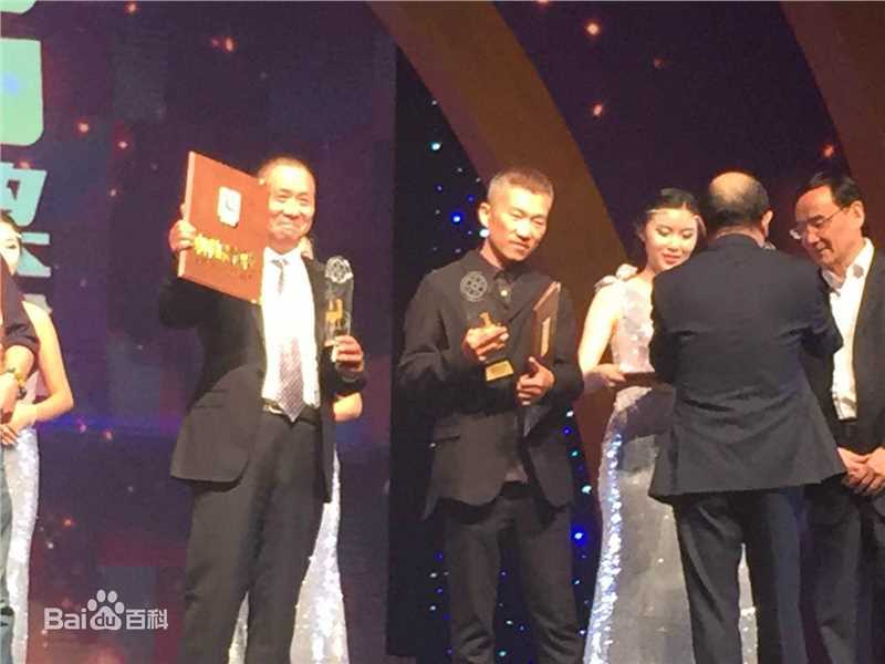 张峰(zhangfeng)导演素颜照相册