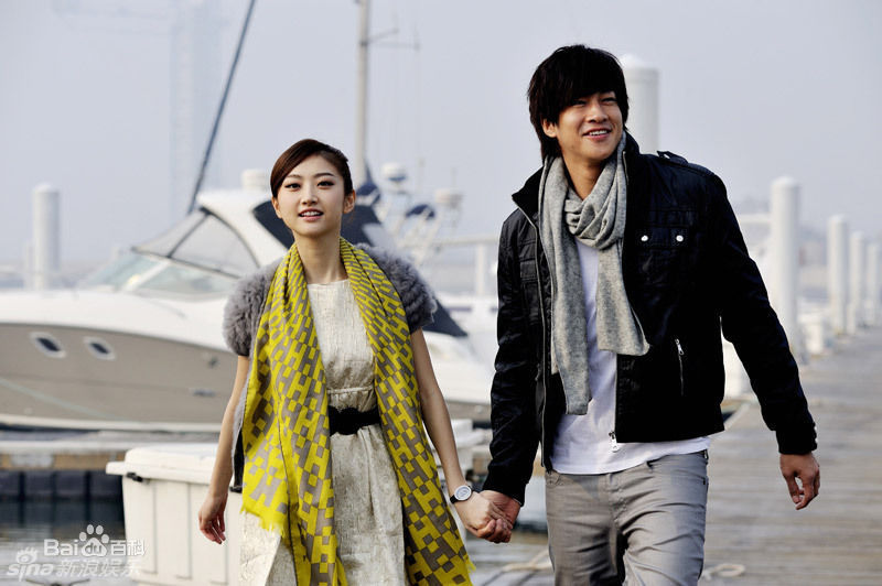 景甜(Jing Tian)出演《我的美女老板》最新剧照