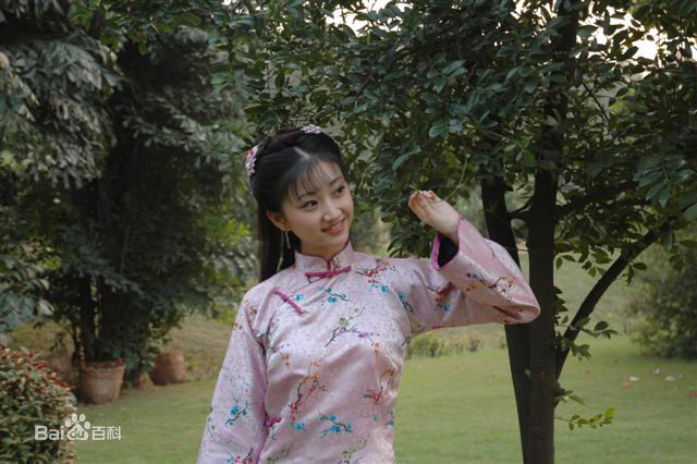 景甜(Jing Tian)出演《狂蟒惊魂》剧照