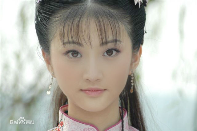 景甜(Jing Tian)出演《狂蟒惊魂》剧照