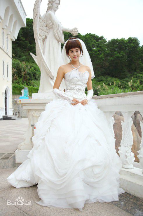 海陆（饰演文馨）《因为爱情有多美》剧照