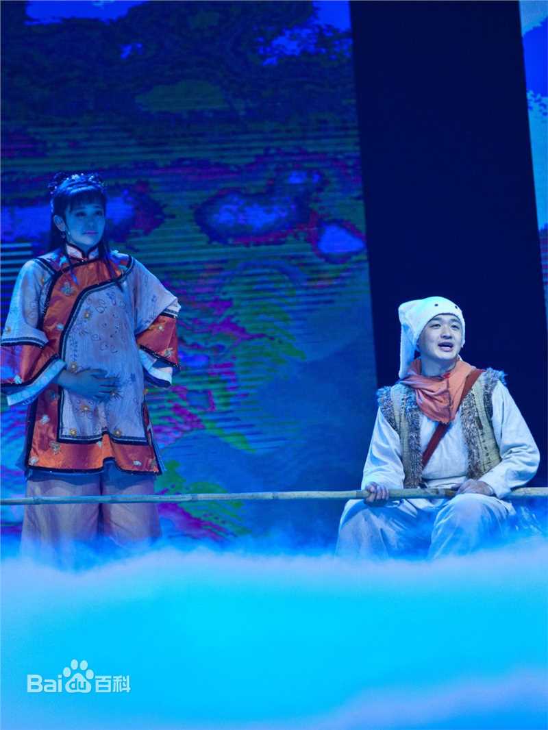 海陆（饰演 建宁公主）话剧鹿鼎记剧照