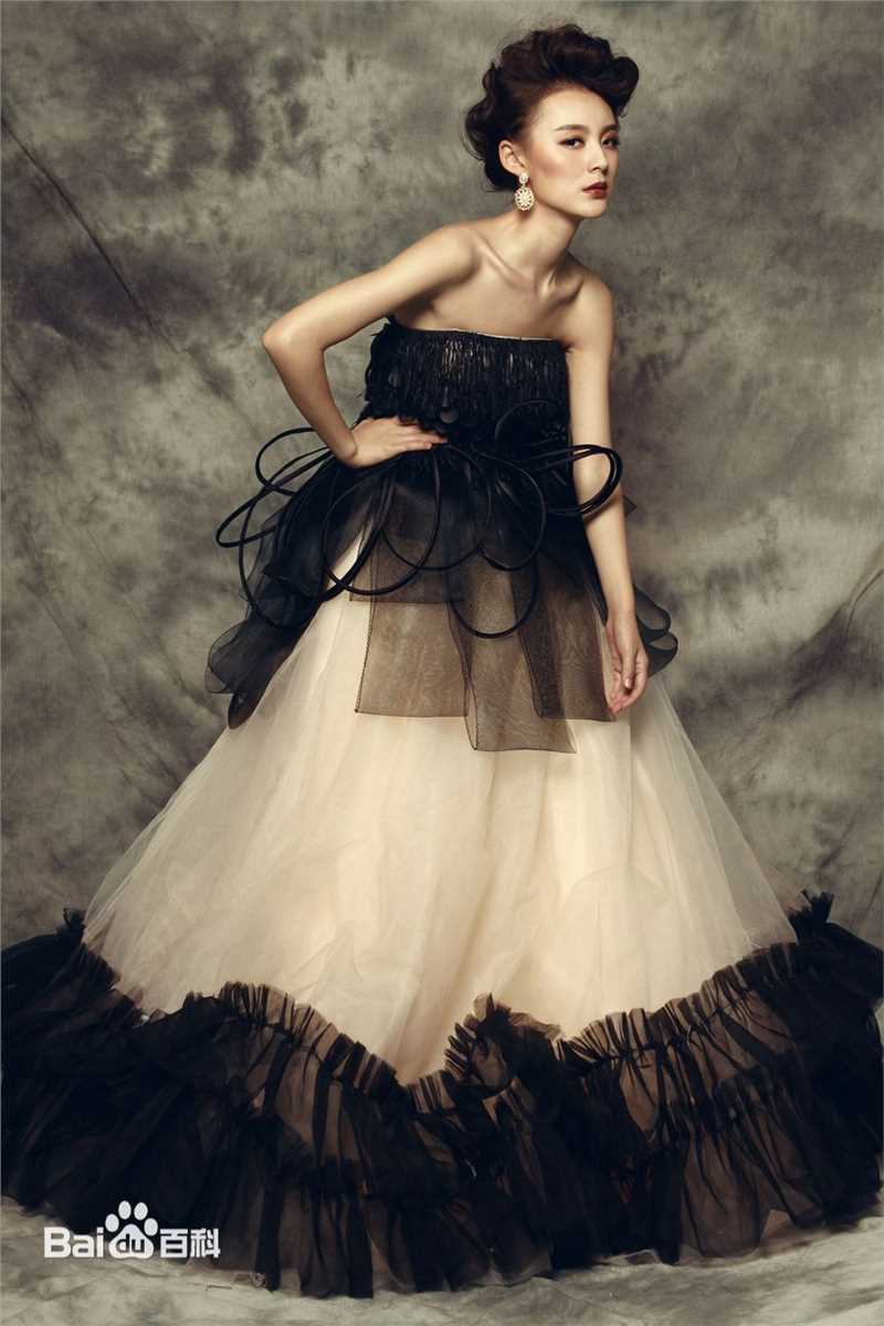 毛林林(Nikita)最新03壁纸