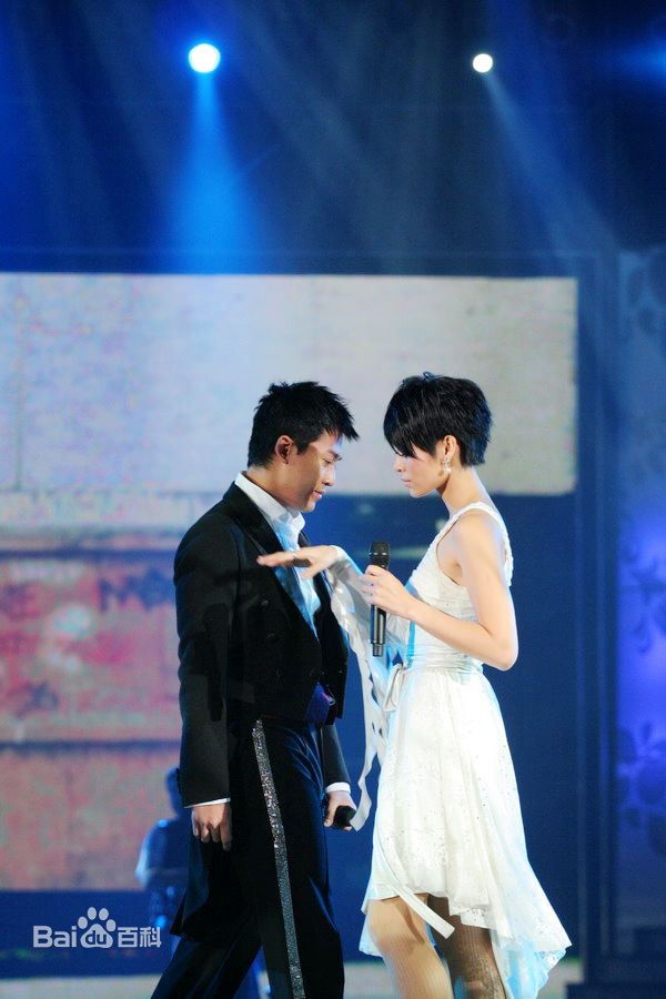 胡杏儿(Myolie Wu)08风尚大典活动素颜照壁纸