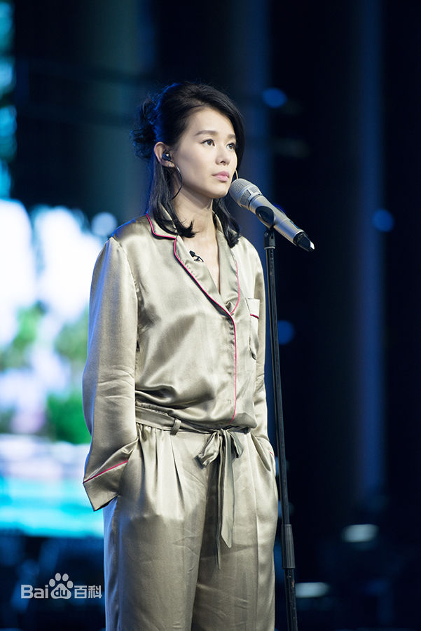 胡杏儿(Myolie Wu)杏儿前后照片