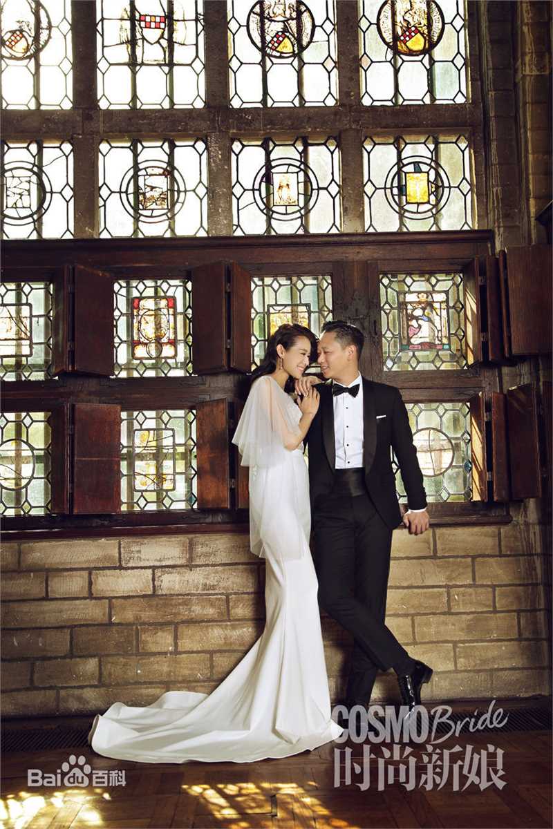 胡杏儿(Myolie Wu)婚纱照图册