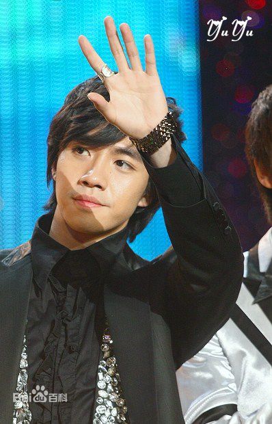 俞灏明(Ham) 颁奖典礼壁纸壁纸