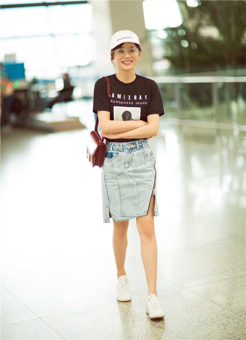 袁姗姗(Mabel Yuan)机场look前后照片