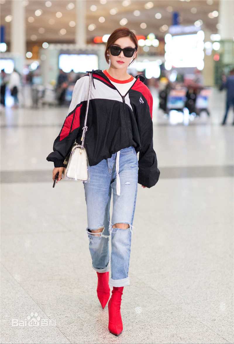 袁姗姗(Mabel Yuan)机场look前后照片