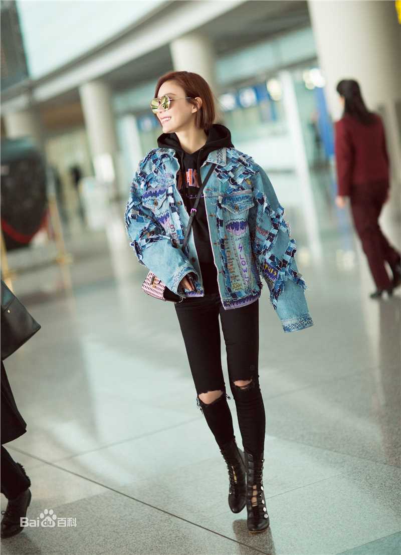 袁姗姗(Mabel Yuan)机场look前后照片