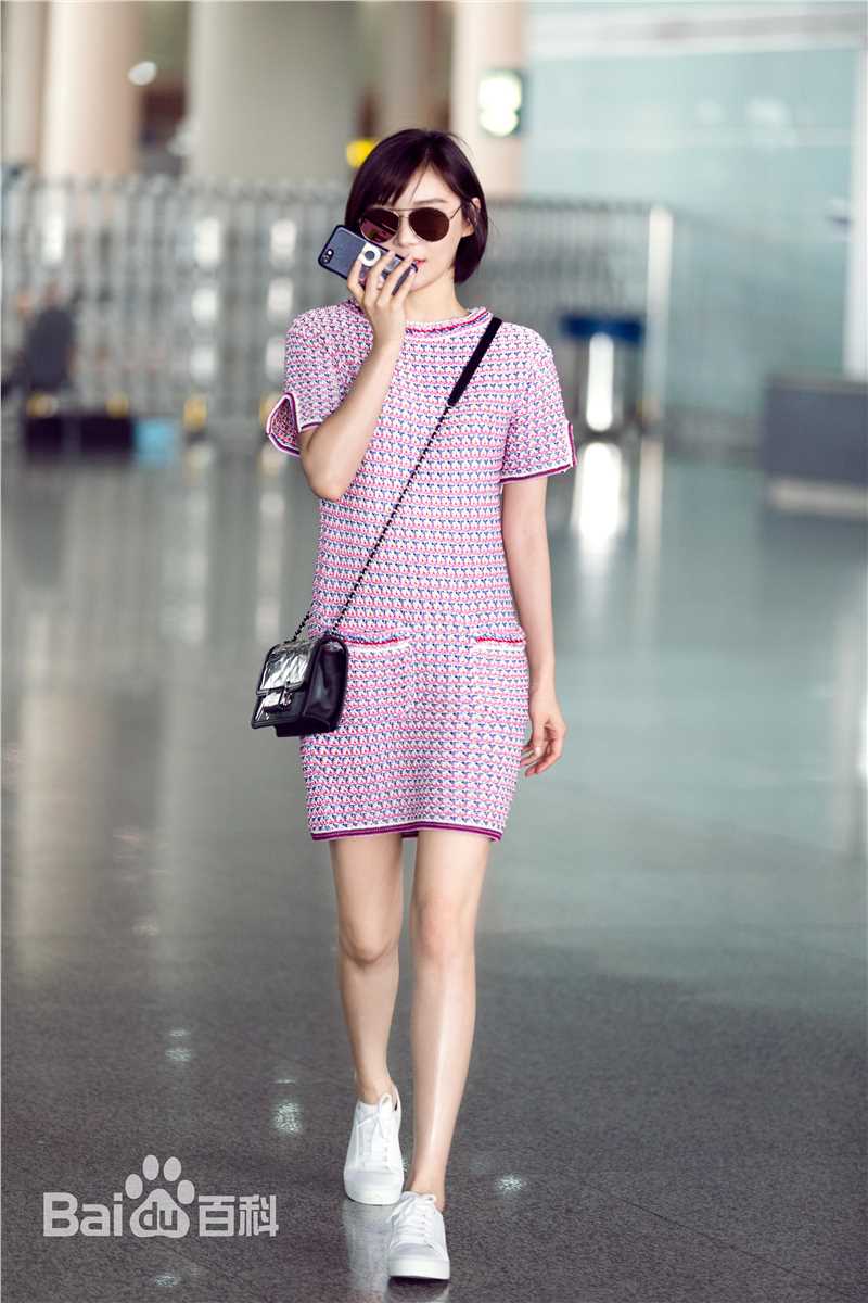 袁姗姗(Mabel Yuan)机场look前后照片