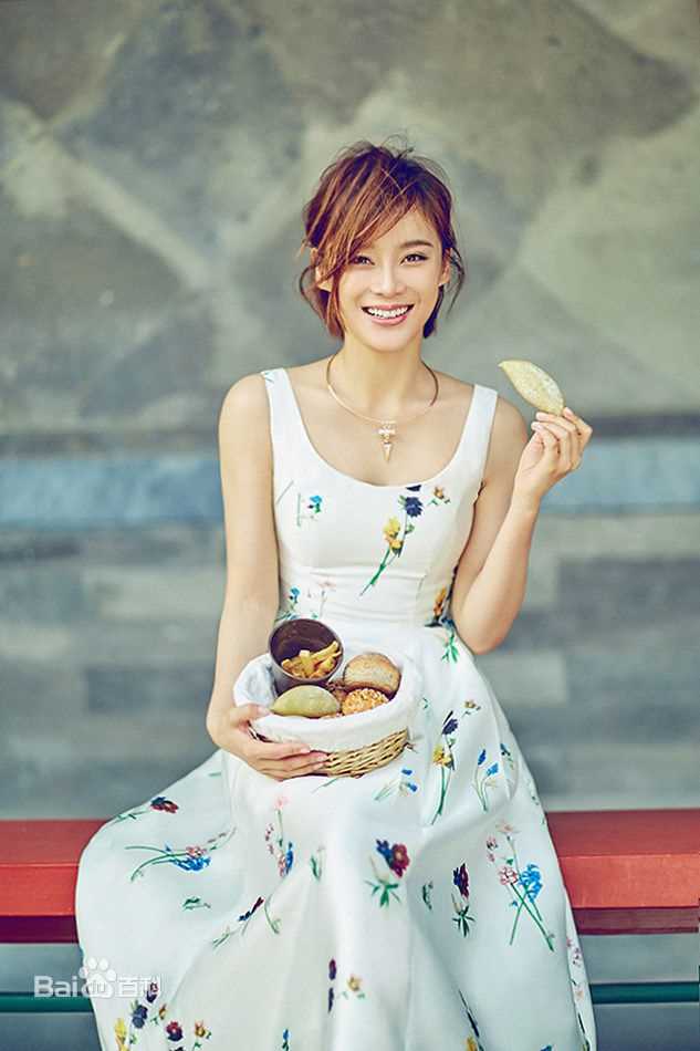 高清袁姗姗(Mabel Yuan)在《城市画报》中的图集