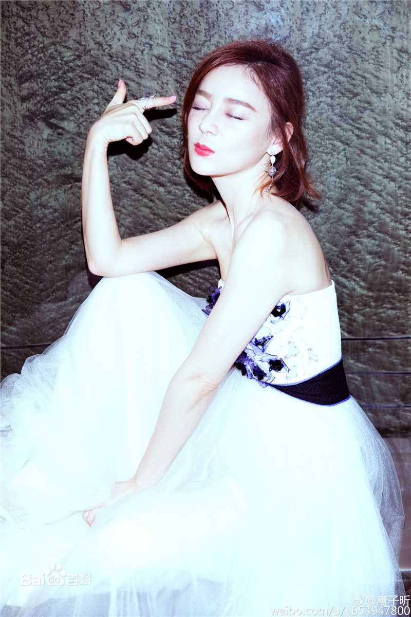 袁姗姗(Mabel Yuan)银汉游戏15周年群星闪耀夜性感图片图集