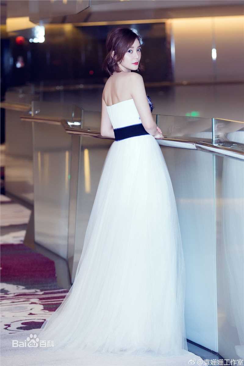 袁姗姗(Mabel Yuan)银汉游戏15周年群星闪耀夜性感图片图集