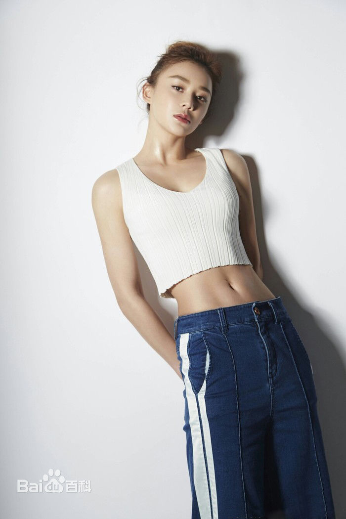 袁姗姗(Mabel Yuan)概述图册前后照片