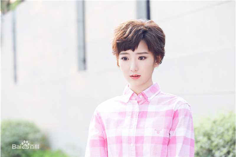 毛晓彤(Rachel Momo)在《微微一笑很倾城》二喜中的