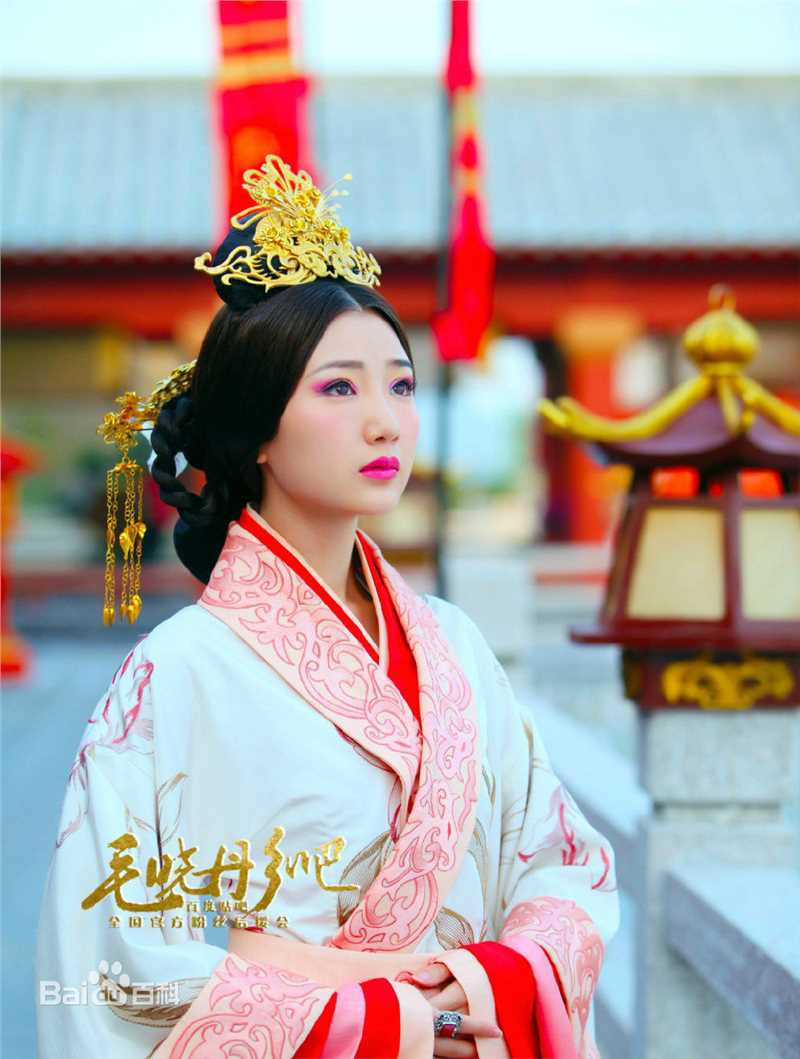 最新毛晓彤(Rachel Momo)在《云中歌》上官小妹中的壁纸