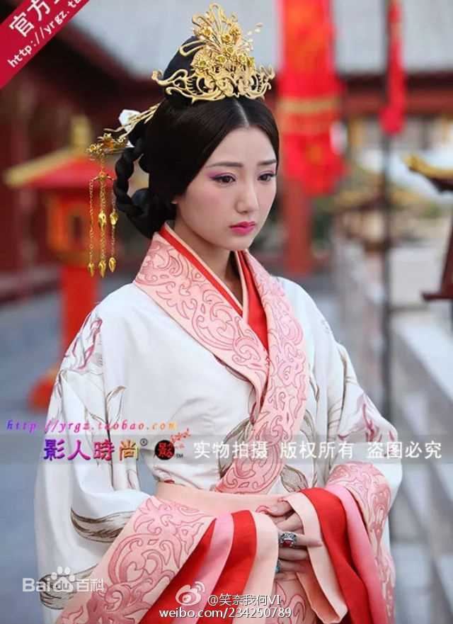 最新毛晓彤(Rachel Momo)在《云中歌》上官小妹中的壁纸