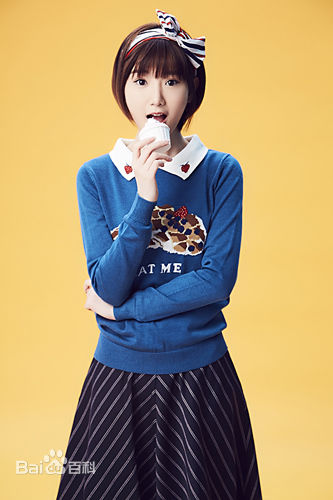 精选毛晓彤(Rachel Momo)在《谁的青春不叛逆》唐诗中的图册