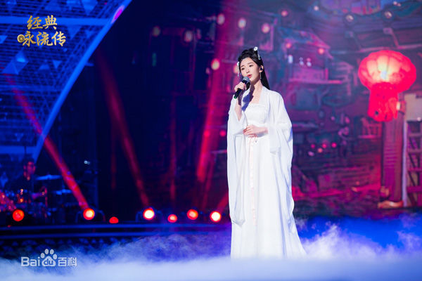 毛晓彤(Rachel Momo)最新·壁纸