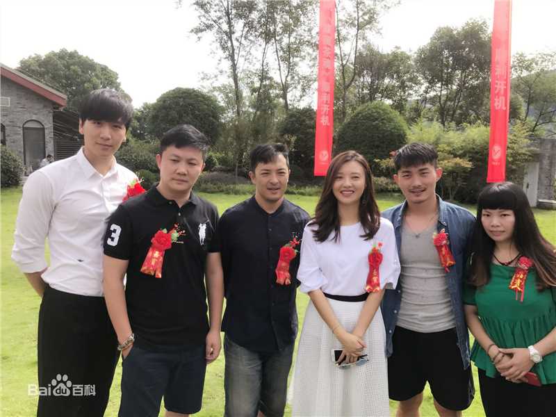 《富大龙》封面图片