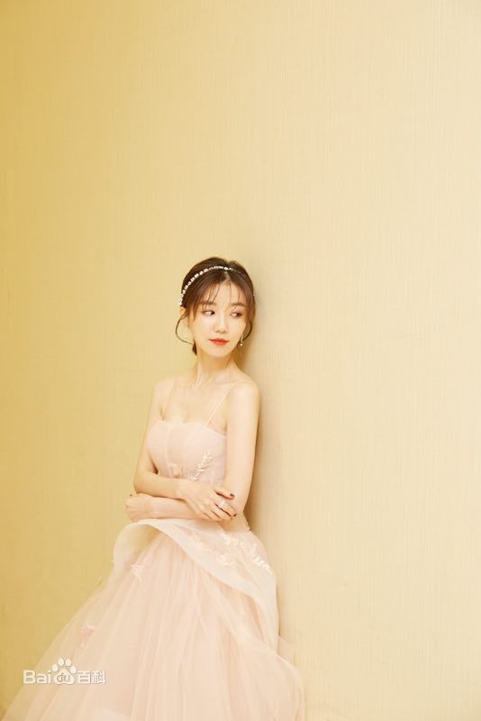 于莎莎出席活动