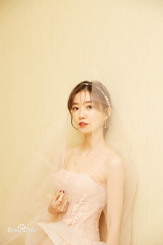 于莎莎出席活动