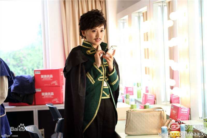 高清江铠同(Kiton)在《等待绽放》 饰演 孟妮中的图集