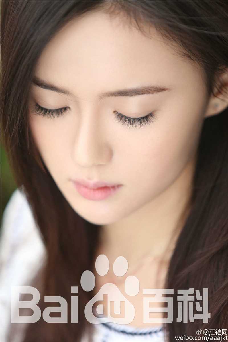 最优质江铠同(Kiton)在《爱，来的刚好》 饰演 花清岑中的相册