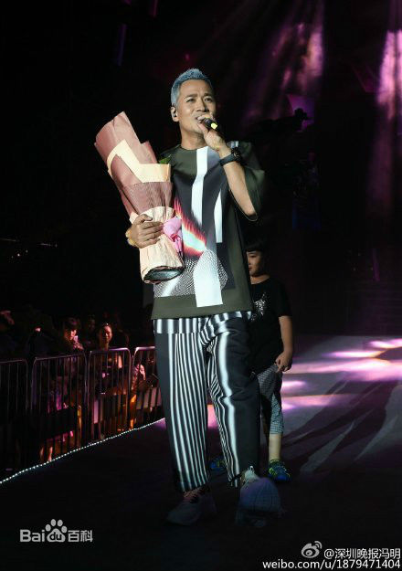 何晟铭(Michael)深圳秀色乐客时尚盛典演唱会前后照片