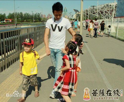 刘恺威(Hawick Lau，Lau Hoi Wai)参与公益慈善生活照相册