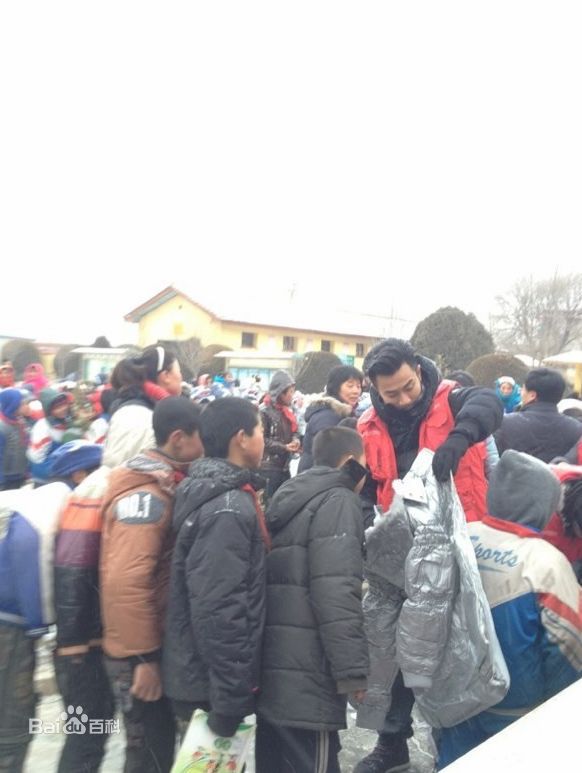 刘恺威(Hawick Lau，Lau Hoi Wai)“新年新衣”甘肃行图册