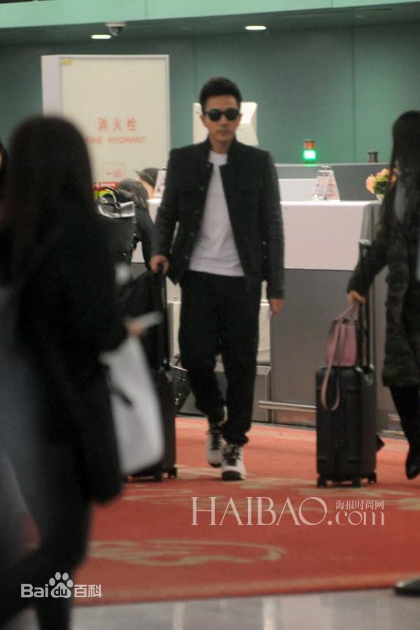 刘恺威(Hawick Lau，Lau Hoi Wai)机场图图片图集