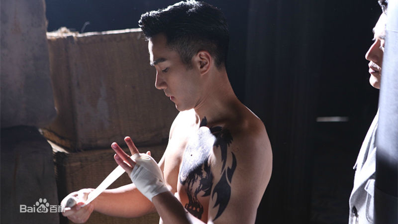 刘恺威(Hawick Lau，Lau Hoi Wai)千金女贼饰白正擎图片图册