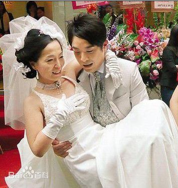 苑琼丹婚纱活动照