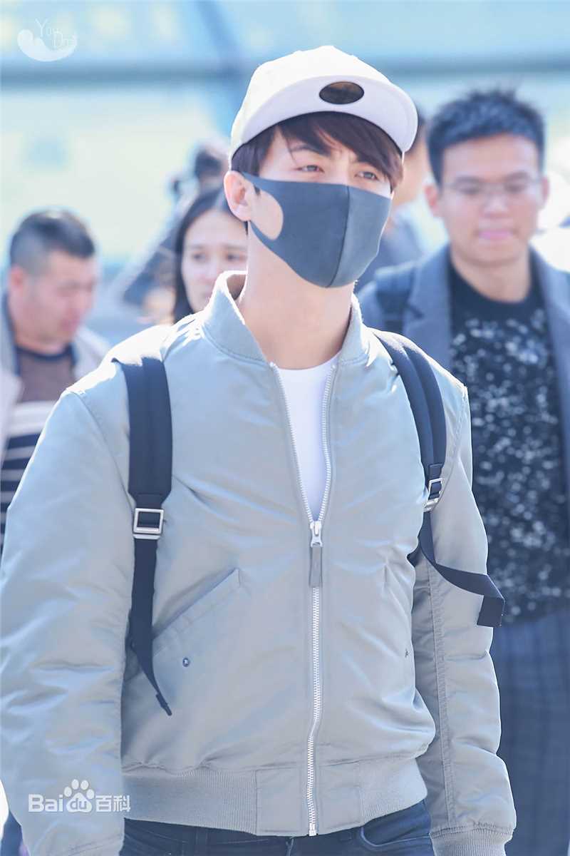 马天宇(Ray Ma)机场照3性感图片图集